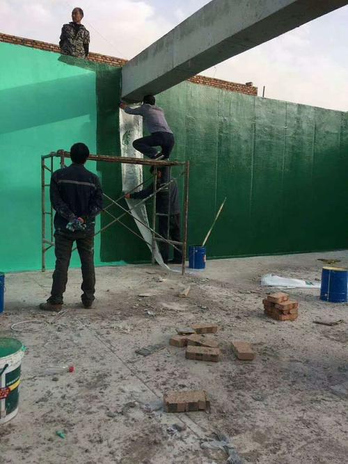 南岸针对老旧车间地面普遍存在的起砂、裂缝问题